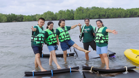 Photo album รวมความชิลสนุกและความสุข บ้านบางชัน โฮมสเตย์ หมู่บ้านไร้แผ่นดิน