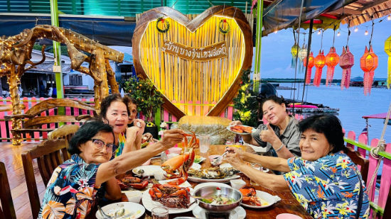 Photo album รวมความชิลสนุกและความสุข บ้านบางชัน โฮมสเตย์ หมู่บ้านไร้แผ่นดิน